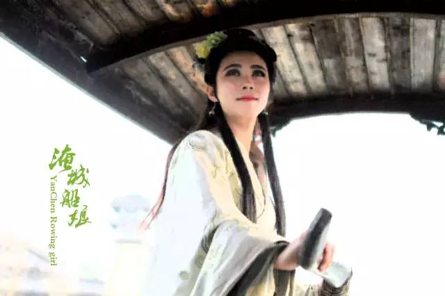 外城河上流动的风景——淹城船娘