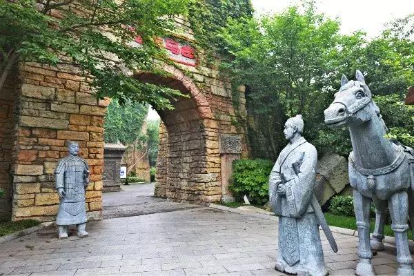 走近春秋历史人物——“名家”代表人物公孙龙