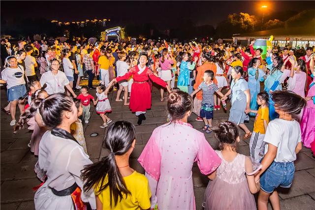 免费夜公园+全新梦幻水世界，淹城用实力“炸翻”暑期！