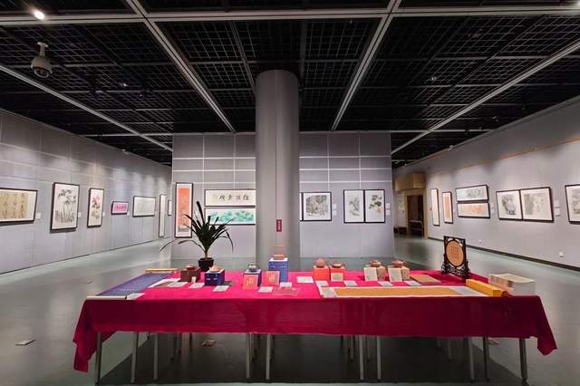 新展｜喜迎二十大•武进区第七届梦之蓝杯“同心助残 与爱同行”慈善义卖作品展